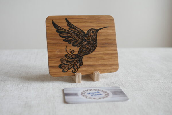 Colibri - Gravure laser sur Chêne - Taille S – Image 2